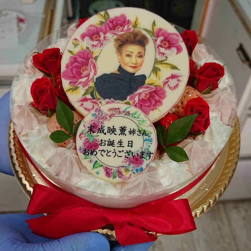 末成由美さんのインスタグラム写真 - (末成由美Instagram)「皆さんー73歳になりました⁉️今後とも、かわいがってくださいあね❣️」3月4日 23時10分 - yumisuenari