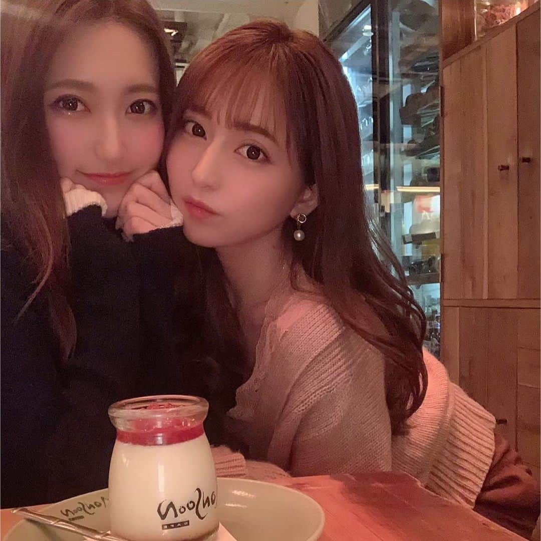 堀尾実咲のインスタグラム：「だいすきちゃん＼(^o^)／ 数少ない年下のおともだちりっちゃん🐥🧡」