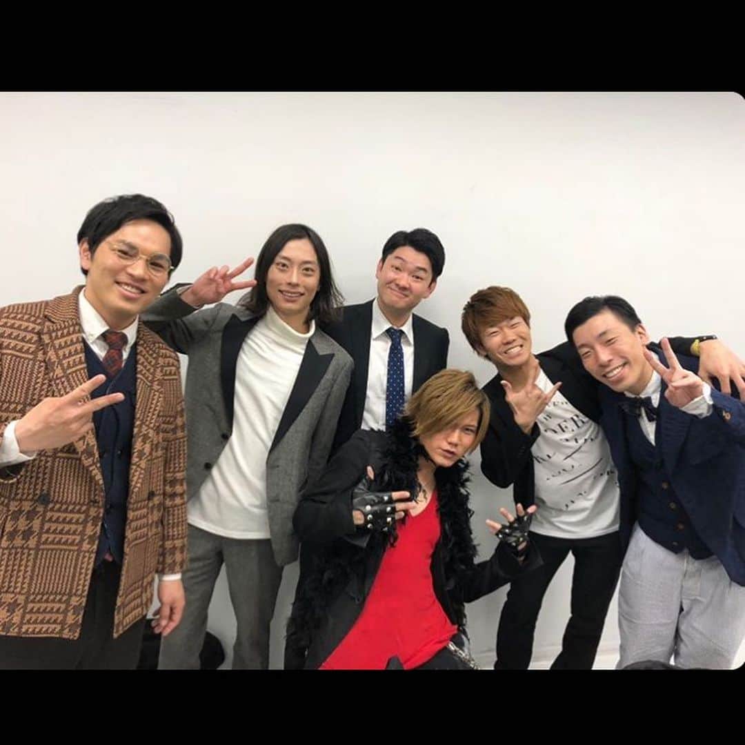 のインスタグラム：「収録でおもしろ荘メンバー再会の思い出  #ダニエルズ  #エイトブリッジ #放課後ハートビート #グリーンバンバン #ぽんぽこ」