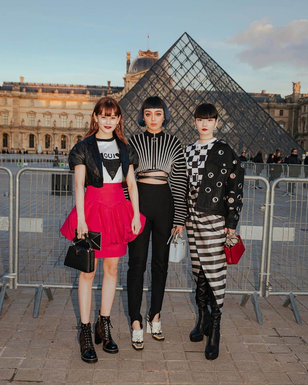 秋元梢さんのインスタグラム写真 - (秋元梢Instagram)「💖🖤🤍 #pfw #louisvuitton」3月5日 3時20分 - akimoto_kozue