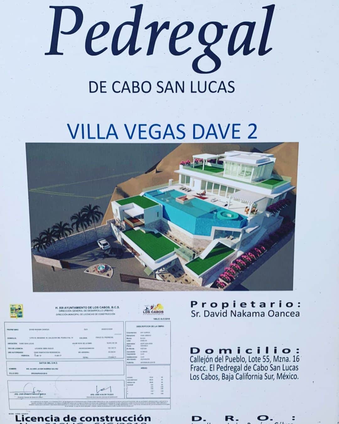 ホーリー・ソンダーズさんのインスタグラム写真 - (ホーリー・ソンダーズInstagram)「What kind of party (theme) should we have when we open Villa Vegas II this summer in Cabo? Dave is considering inviting a few of our most loyal followers...send me your party ideas and check my story for the progress on the construction 👀👀👀👀」3月5日 3時38分 - holly.sonders