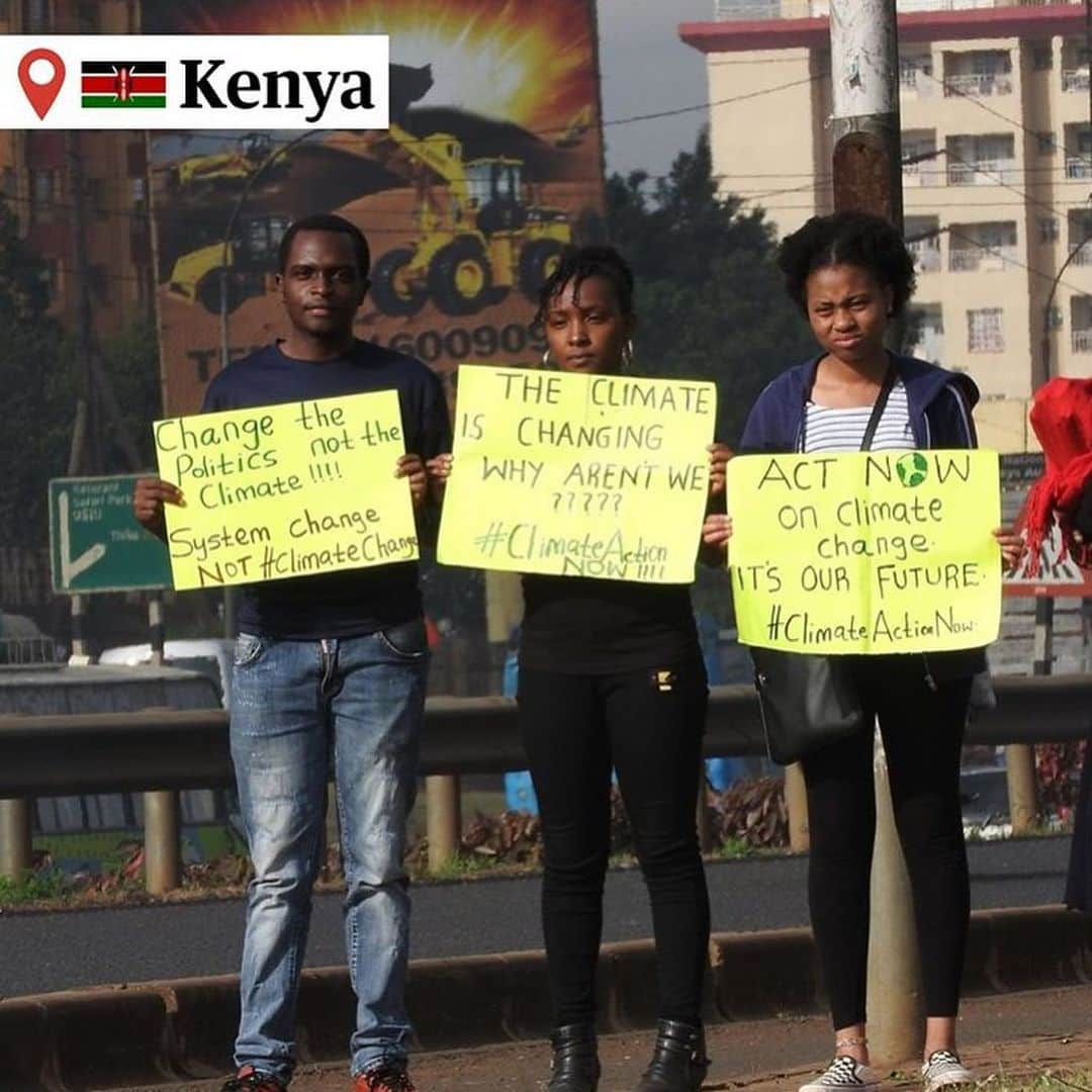 レオナルド・ディカプリオさんのインスタグラム写真 - (レオナルド・ディカプリオInstagram)「From the @guardian: Did you take part in Friday’s #FridaysForFuture strike?  @gretathunberg made an appearance at the march in Bristol, UK. She addressed a crowd of about 25,000 people and praised the way climate activists in the city had managed to delay plans for a new airport.  Protests were staged in other parts of the world, from Australia to Nigeria. Swipe right for highlights.  Photos: Dylan Martinez/Reuters +@fff_Sydney + @FridayNigeria + @Fri4FutureSea + @fff_tui + @lizwathuti + @MakichyanA & @brothadestin via Twitter」3月5日 4時01分 - leonardodicaprio