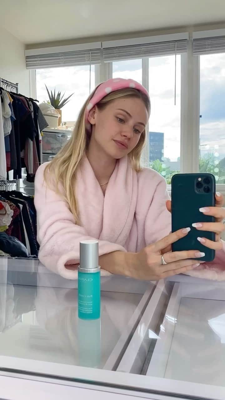 Scarlett Rose Leitholdのインスタグラム