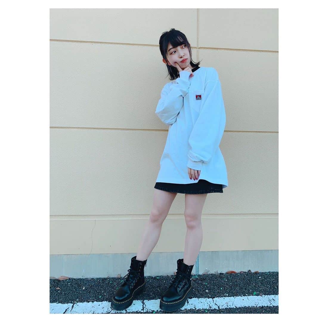 のインスタグラム：「❤︎﻿ ﻿ 👗#かなみしふく﻿ ﻿ この間、以前コラボさせて頂いた" #SPINNS "さんで﻿ お買い物したよ😊﻿ ﻿ TシャツとトレンチコートをGET💟﻿ ﻿ トレンチコートは今度載せるね❀﻿ ﻿ ﻿ #ファッション #fashion ﻿ #Tシャツ #大きめサイズ ﻿ #instagood #instalike #followme」