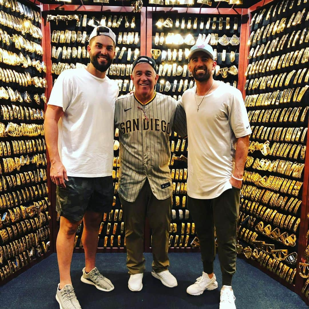 エリック・ホズマーさんのインスタグラム写真 - (エリック・ホズマーInstagram)「Thanks to @therealseanpollack @andybogus4 and everyone at @pingtour for having us today. Epic!!」3月5日 9時11分 - hosmer305