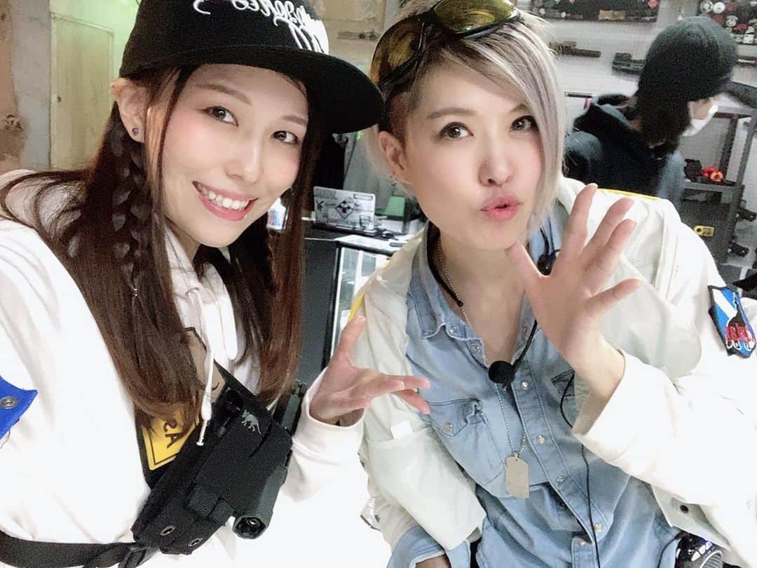 のインスタグラム：「With Organizer MAYO🙌♥️﻿ ﻿ I couldn’t take pics with other organizer Mirei and Con-chan😭﻿ But I had a lot of fun in the event!!!﻿ Gooood job ladies✨﻿ And thanks for their effort🥰﻿ ﻿ ﻿ #BLKFOX﻿ #女子サバ﻿ #MAYOZONES﻿ #サバゲー﻿ #サバゲーマー﻿ #サバイバルゲーム﻿ #サバゲー女子﻿ #ミリタリー﻿ #サバゲー女優﻿ #サバ嬢﻿ #女優﻿ #秋田﻿ #モデル﻿ #model﻿ #MC﻿ #japanesegirl﻿ #メガネ女子﻿ #サバゲー装備﻿ #airsoft﻿ #airsoftjapan﻿ #サバゲーしたい﻿ #サバゲーマーさんと繋がりたい﻿ #写真好きな人と繋がりたい」