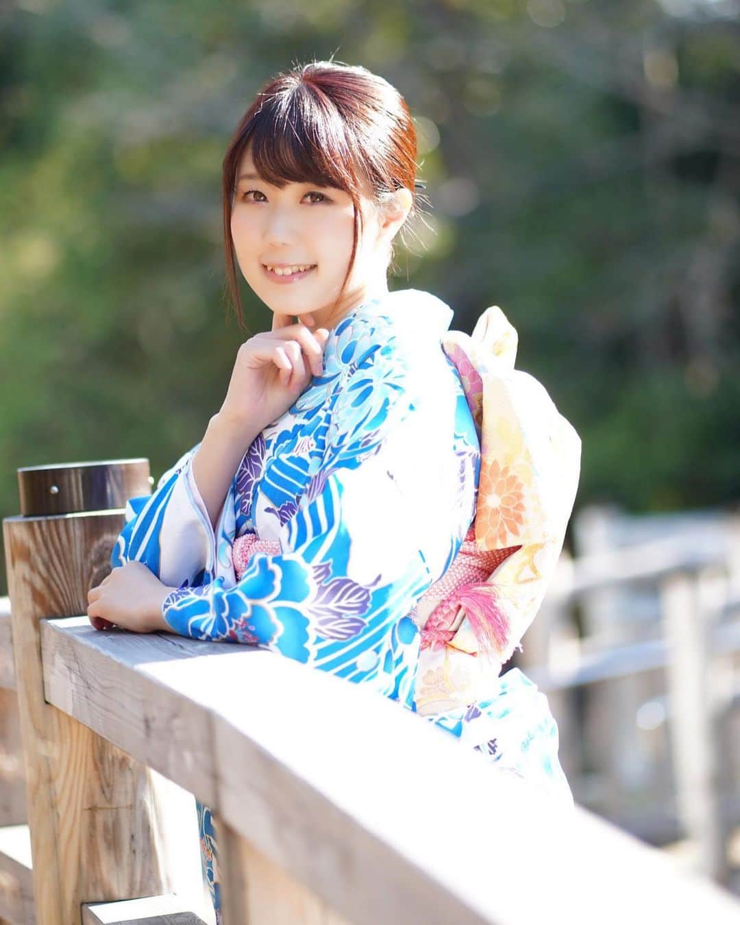 鈴乃八雲さんのインスタグラム写真 - (鈴乃八雲Instagram)「良い天気☺️✨ #振袖 #着物 #和服 #和服美人 #kimono #kimonostyle #kimonofashion #kimonogirl #japanese #japanesegirl #japaneseculture #japanesestyle  #japan #furisode  #tokyo  #pretty #cute  #ripyouth #リップユース  #japanesemodel #幸薄い #うすいさちよ #幸が薄い」3月5日 11時58分 - yakumo_suzuno