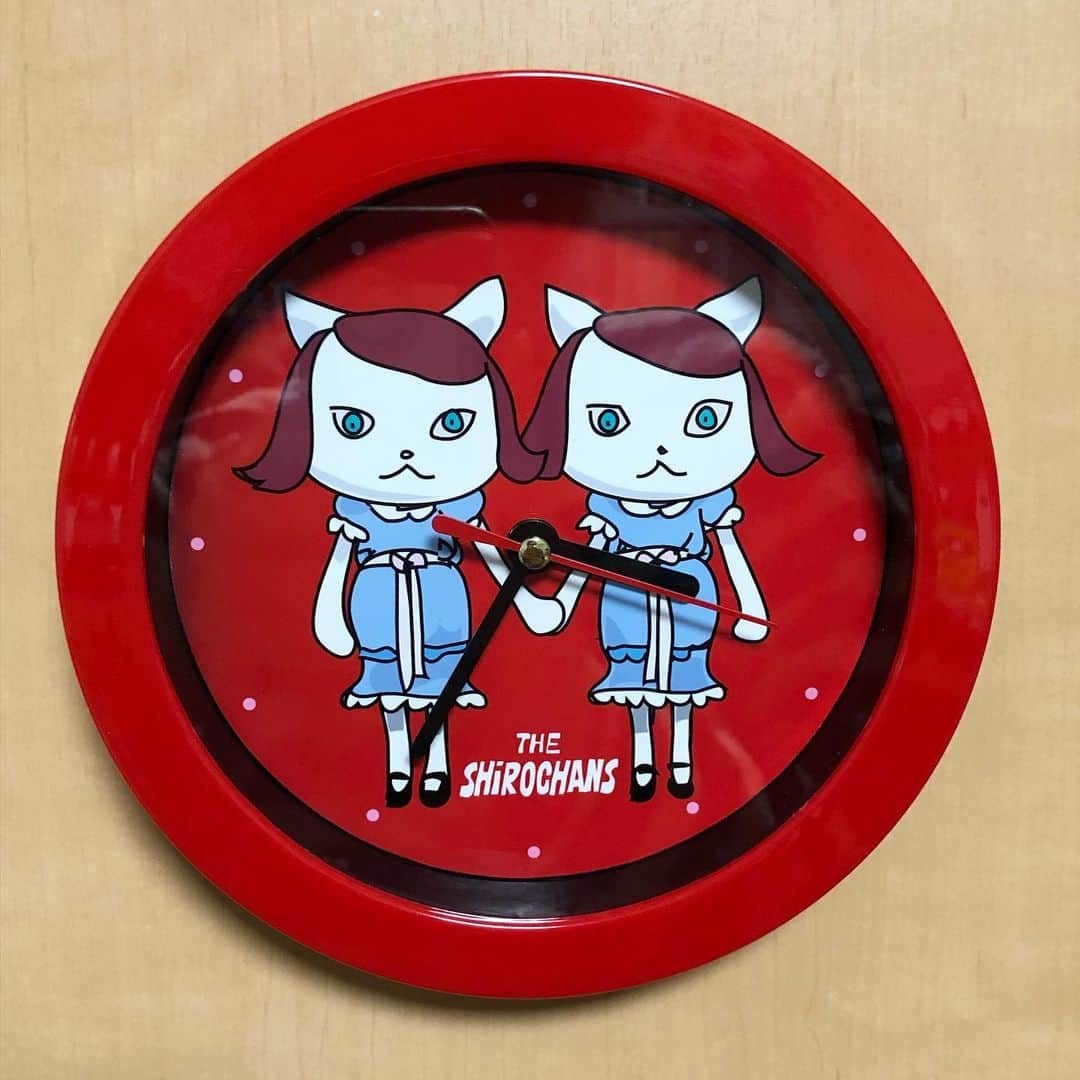 kerokerokingdxさんのインスタグラム写真 - (kerokerokingdxInstagram)「赤青時計が人気なので シロチャンズで作ってみました。 #hmvキチレコ」3月5日 13時41分 - kerokerokingdx