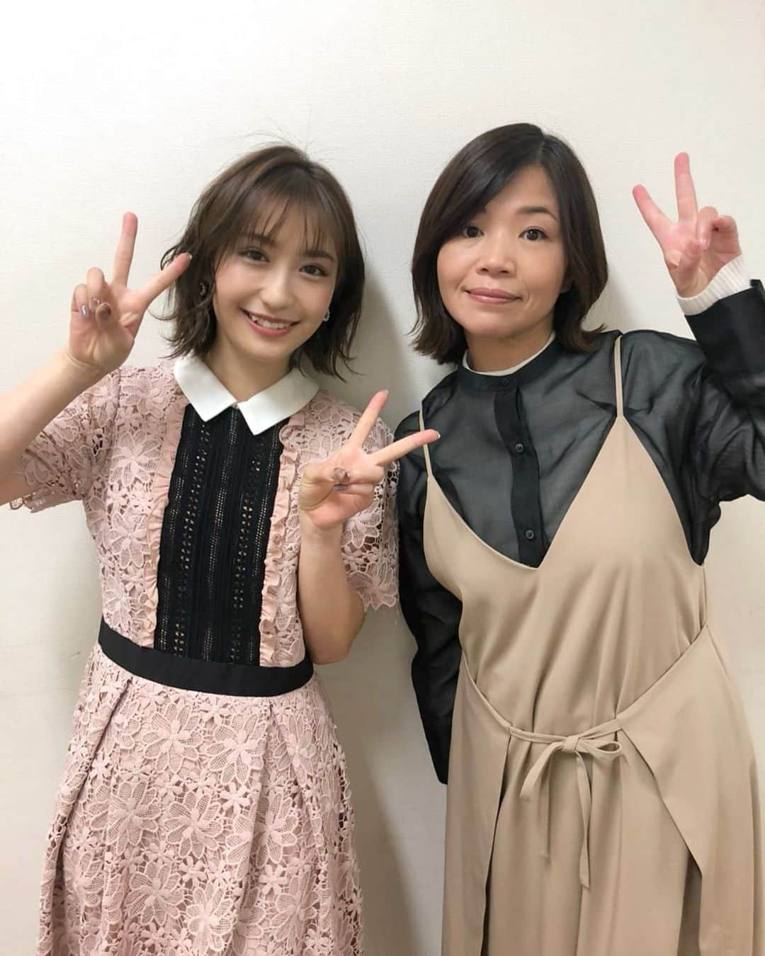 伊藤愛真さんのインスタグラム写真 - (伊藤愛真Instagram)「キスマイ超BUSAIKU!?でご一緒させていただいた大久保佳代子さん🥰 お酒好きですって言ったらいい子ねって言ってくれた😂😂😂いつか一緒にお酒飲めますように…？🥺 ありがとうございました！！」3月6日 0時58分 - __emagram