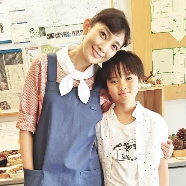 田中美里さんのインスタグラム写真 - (田中美里Instagram)「うちの息子、海人。 頼りになる大好きな息子です。  明日はいよいよ最終回。 さみしいなぁ。 夜8時、観てね。  # テレビ東京系 #駐在刑事season2  #髙橋來 #金曜日夜8時 #写真いっぱいあるからいっぱい載せます。 #しばらくお付き合いください」3月5日 17時15分 - misatotanaka77