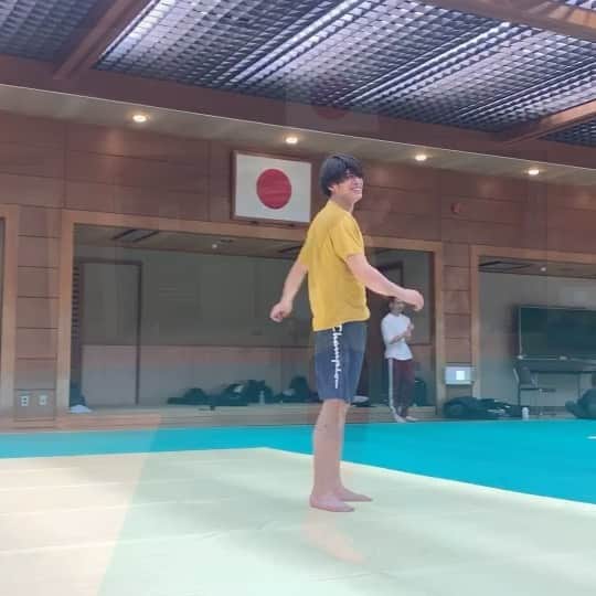 才川コージのインスタグラム：「tricking楽しいな😁 . #tricking #training #backflip #workout」
