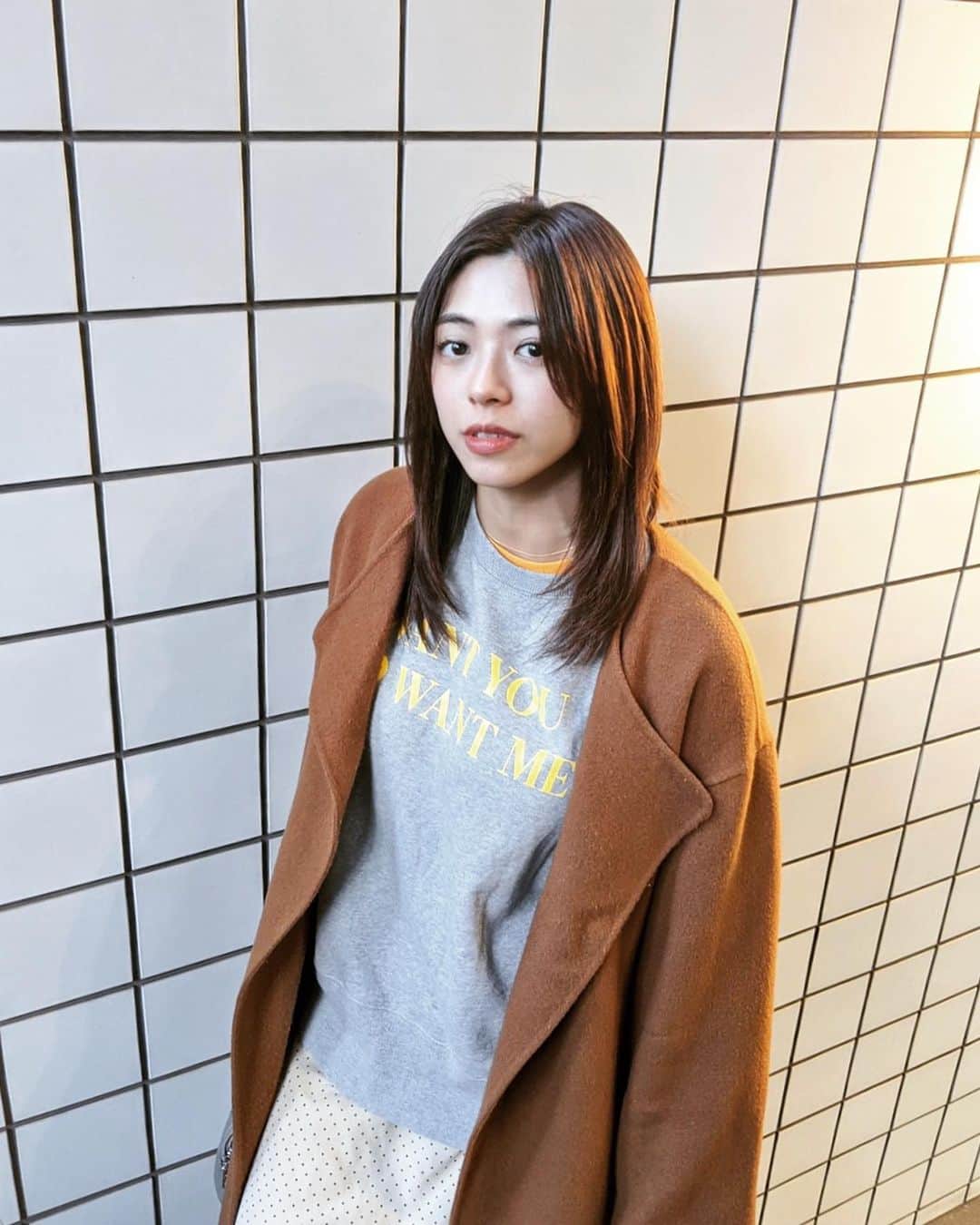 わちみなみのインスタグラム：「こんや23:56-﻿ TBS ダブルベッド ﻿ みてね🥰🧡🧡どきどき﻿ ﻿ 放送後インスタライブやるね😊😊﻿ ﻿ 髪の毛トリートメントしていただいたの！﻿ @log_kenjikarasawa  @logshibuya2 ﻿ #ダブルベッド  #わちみなみ﻿ #林家たま平 さん ﻿ #同棲」