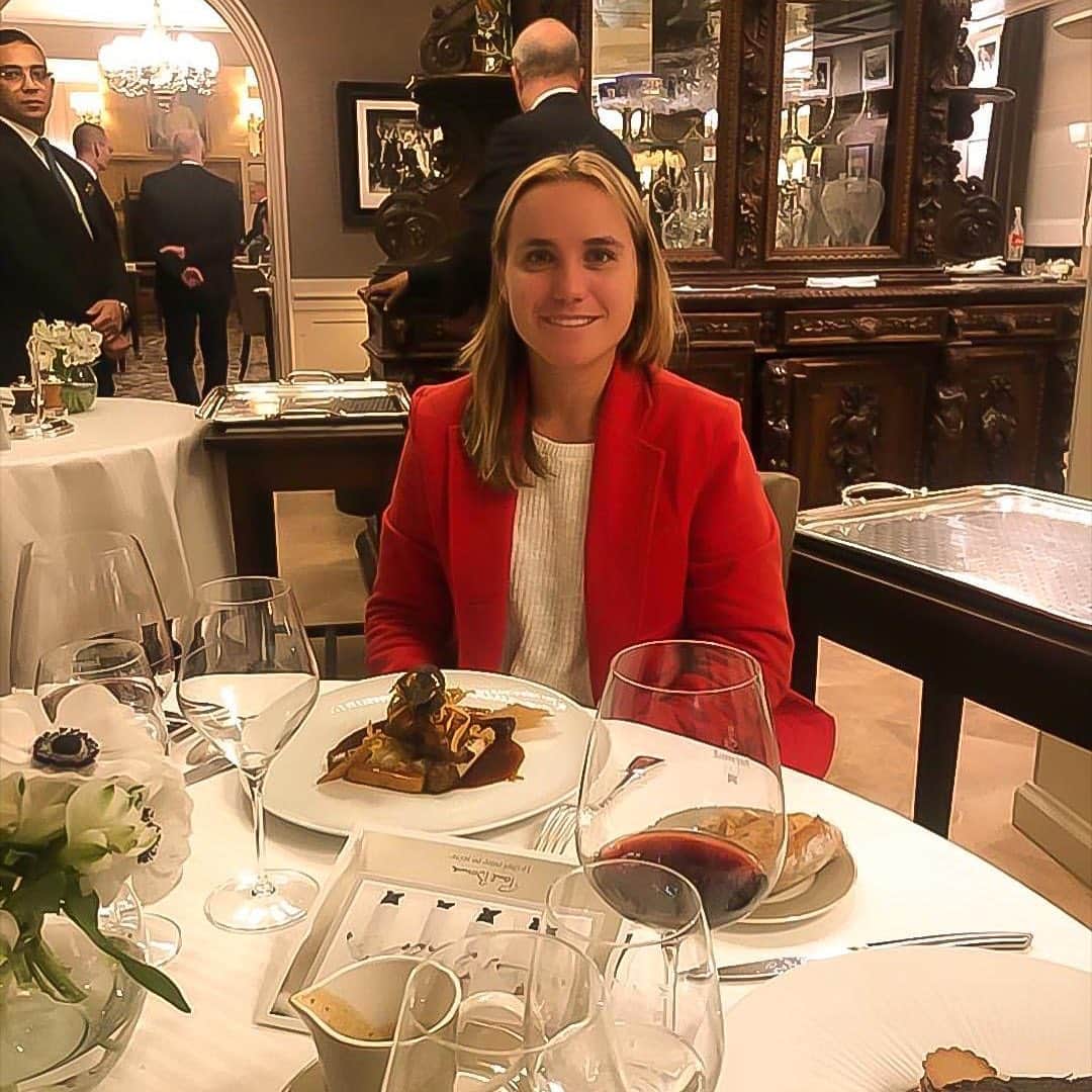 のインスタグラム：「Had a great time at @paulbocuse_officiel officiel restaurant last night! 😁」