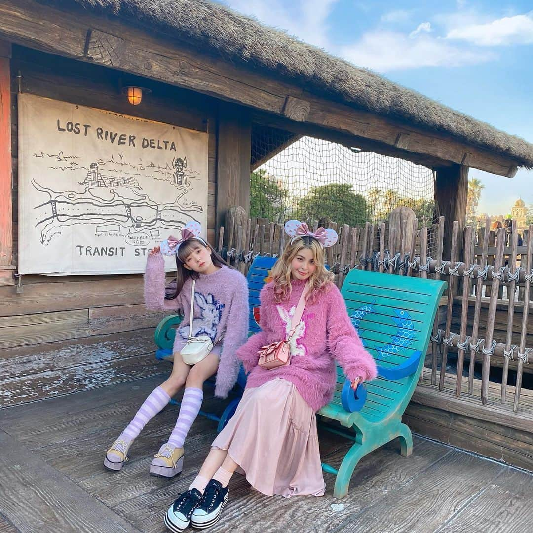 mimさんのインスタグラム写真 - (mimInstagram)「親友と🥰  #disneysea」3月5日 20時08分 - mim_11_11