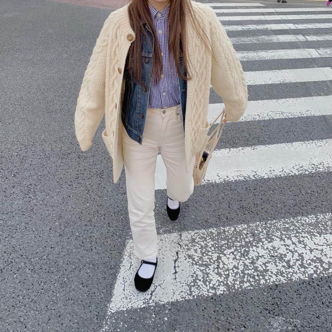 さいとうなるさんのインスタグラム写真 - (さいとうなるInstagram)「🐏 , UNIQLOで久しぶりにお買い物しちゃった~ , 沢山UNIQLOUアイテムゲット 出来たので早く着たいな♡ ˎˊ˗ , ,  #クルーエル #ファッジ #ファッションコーデ #コーデ #今日の服 #ホワイトパンツ #158cmコーデ #韓国フアッション #韓国好きな人と繋がりたい #古着コーデ #ワントーンコーデ #ゆるコーデ #シンプルコーデ#シャツコーデ#オトナピンク#大人ピンク#淡色女子#くすみピンク#消えそうな色コーデ#テホワイトコーデ#ピンクコーデ#韓国女子#apc#apcbag #ホワイトパンツ#淡色コーデ#uniqlou #ユニクロ#UNIQLO#fudge」3月5日 21時16分 - naru060708