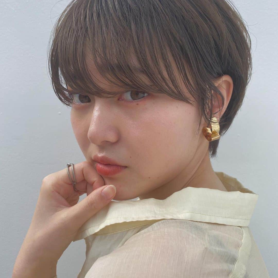 齋藤若奈さんのインスタグラム写真 - (齋藤若奈Instagram)「. 前髪長かった Styling: @uji_garden . #サロンモデル東京 #サロンモデル #サロンモデル希望 #サロンモデル募集中 #古着 #古着女子 #古着好きな人と繋がりたい #下北沢古着屋 #ボブ #ボブアレンジ #ボブヘアー #ショートヘア #ショートヘアアレンジ #used #vintage #ootd #instagood #l4like #いいね返し #l4l #原宿 #表参道 #下北沢」3月5日 21時56分 - mary_wakana