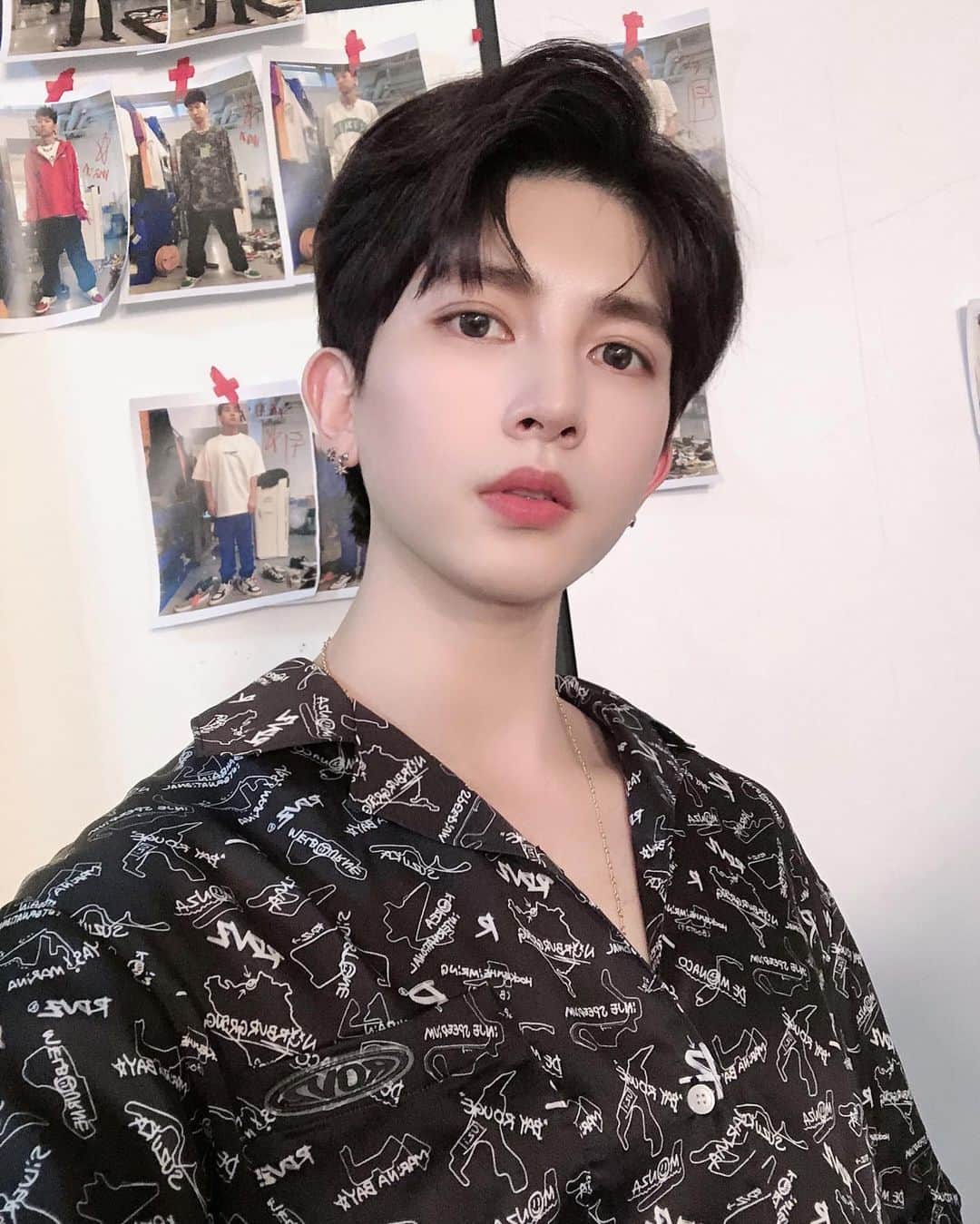キソプさんのインスタグラム写真 - (キソプInstagram)「신상 업로드 2시간전🖤 www.RDVZ.kr #KISEOP #RDVZ #20ss」3月6日 11時01分 - ki_seop91