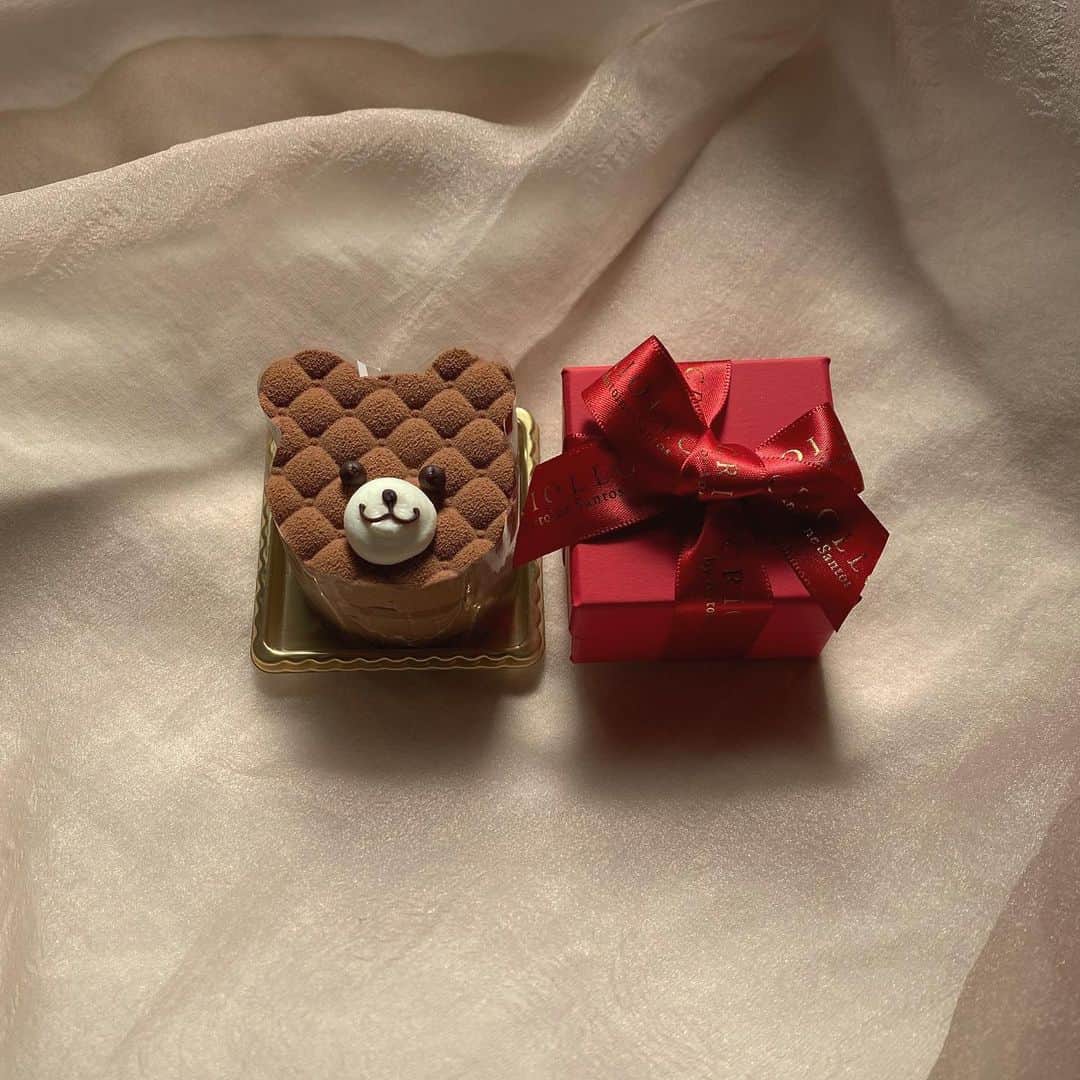 のインスタグラム：「ㅤㅤㅤㅤㅤㅤㅤㅤㅤㅤㅤㅤㅤ ㅤㅤㅤㅤㅤㅤㅤㅤㅤㅤㅤㅤㅤ 🐻❤️ ㅤㅤㅤㅤㅤㅤㅤㅤㅤㅤㅤㅤㅤ ㅤㅤㅤㅤㅤㅤㅤㅤㅤㅤㅤㅤㅤ #CRIOLLO #チョコレートケーキ  ㅤㅤㅤㅤㅤㅤㅤㅤㅤㅤㅤㅤㅤ」