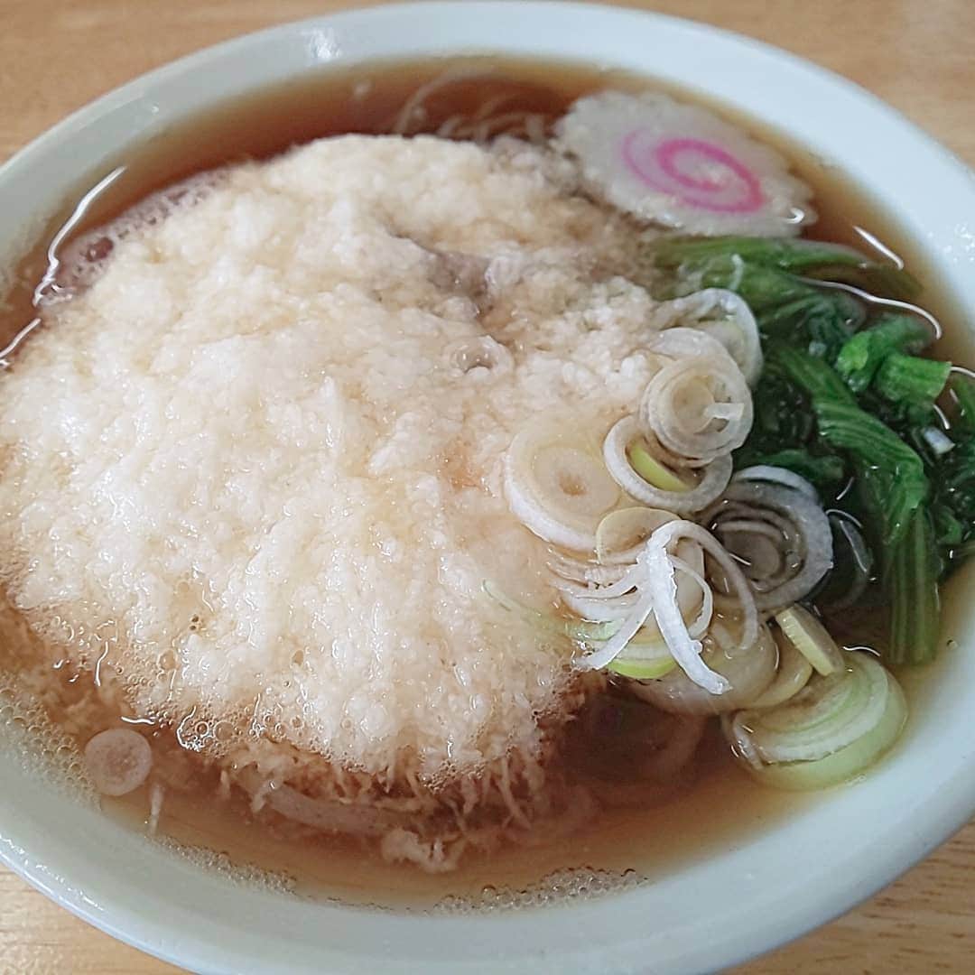 atsukoさんのインスタグラム写真 - (atsukoInstagram)「ラーメン食べたり。とろろ蕎麦食べたり。」3月6日 10時26分 - angela_atsuko