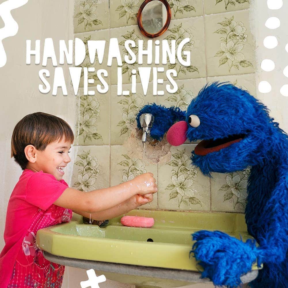 セサミストリートさんのインスタグラム写真 - (セサミストリートInstagram)「手洗いで命を守る！私たちは、子供たちの健康と安全を守るため、正しい手洗いの重要性を伝えています。」3月6日 11時05分 - sesamestreetjapan