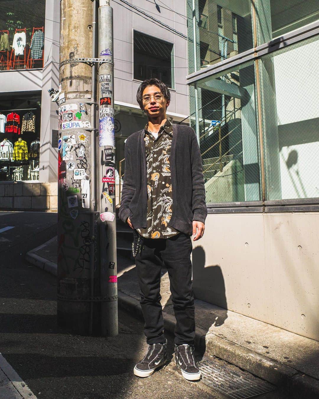 雄三 雨宮さんのインスタグラム写真 雄三 雨宮instagram シャツ Madisonblue カーディガン Nonnative デニム Rottweiler708 スニーカー Vans ヘア センターパート Gexx Oceantokyo Oceantokyoover メンズヘア メンズファッション メンズパーマ