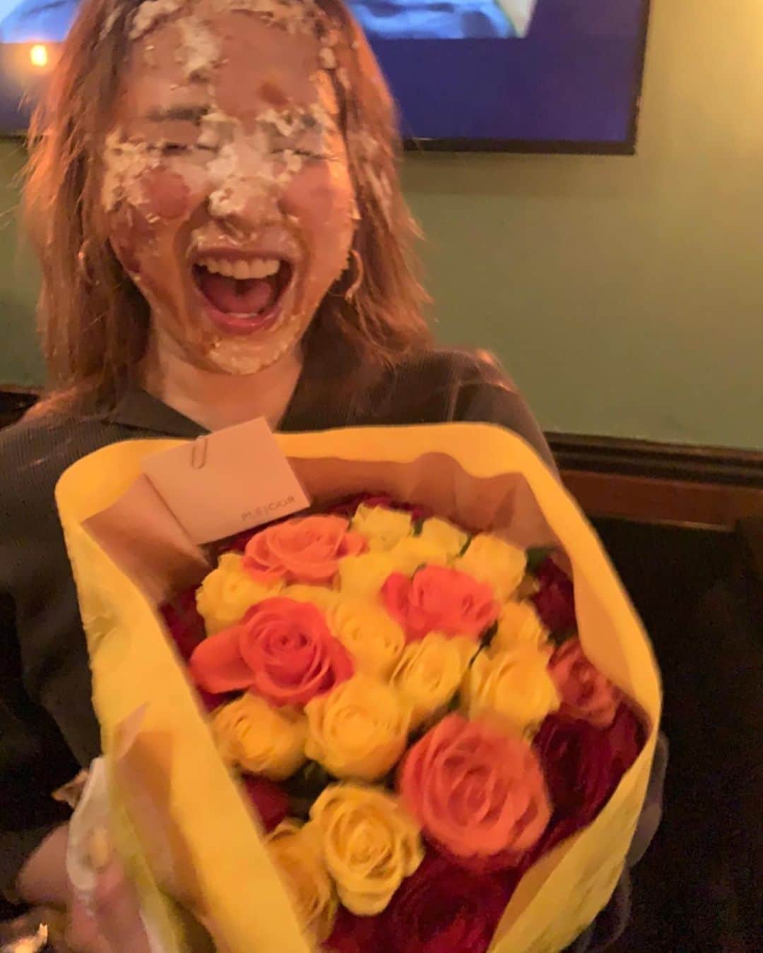 のインスタグラム：「喜びがおさまりきらない🌸 みんないつもありがとう❣️ 大すき🥰」