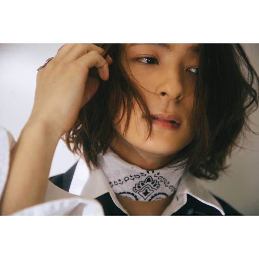 和田颯さんのインスタグラム写真 - (和田颯Instagram)「Photo by Kentaro Kambe @kanbepouty  Hair&Make up by Shinji Okuyama @b.sun2017  Styling by Haruma Yanagisawa @_hrmy」3月6日 13時05分 - da_ice_hayate_wada