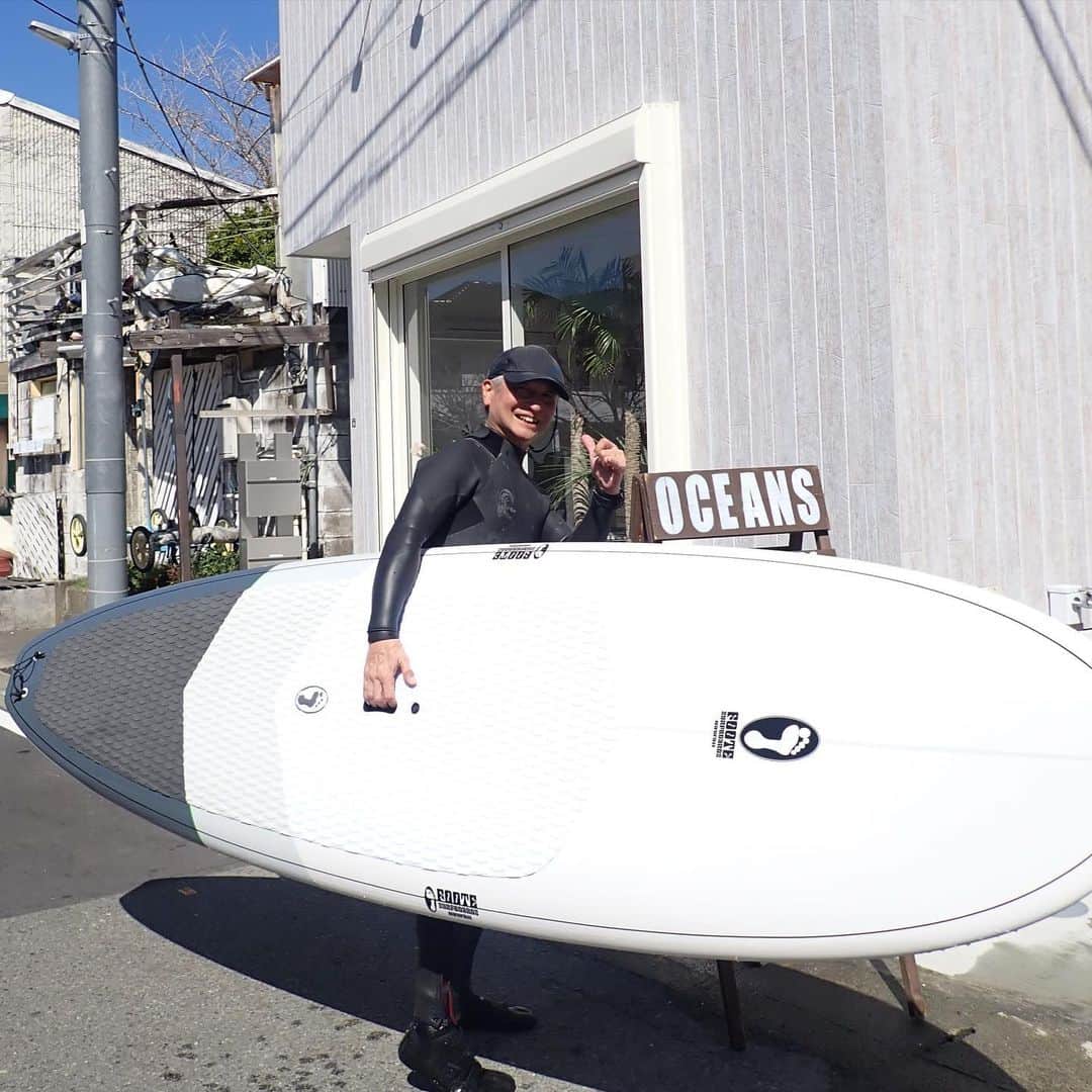 のインスタグラム：「#billfoote  #superlight  #supsurfing  #oceans  #cbsurfers  #zushi」