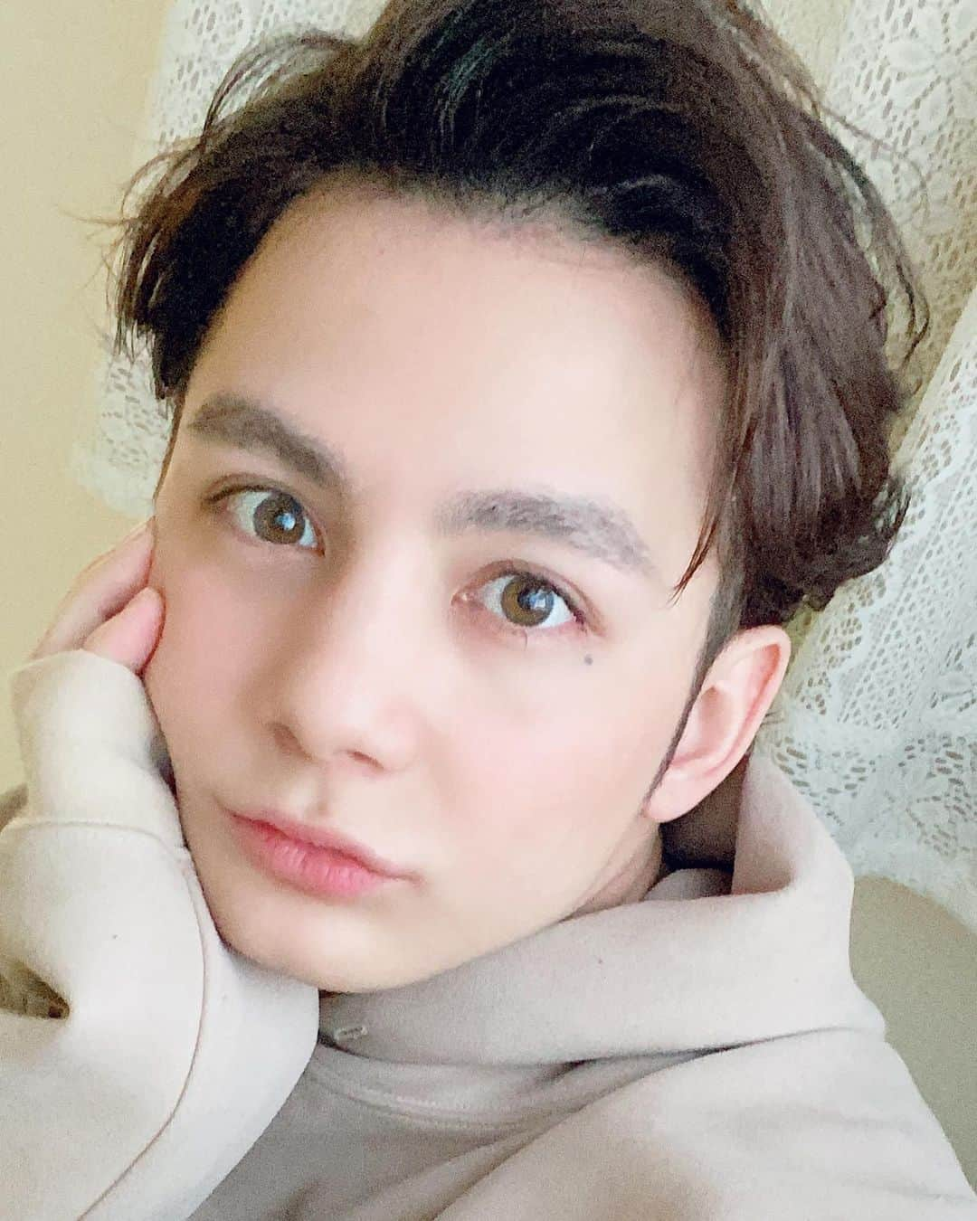 北中健一のインスタグラム：「AV卒業🥺 短い間やったけど楽しかったなぁ🥺❤️」