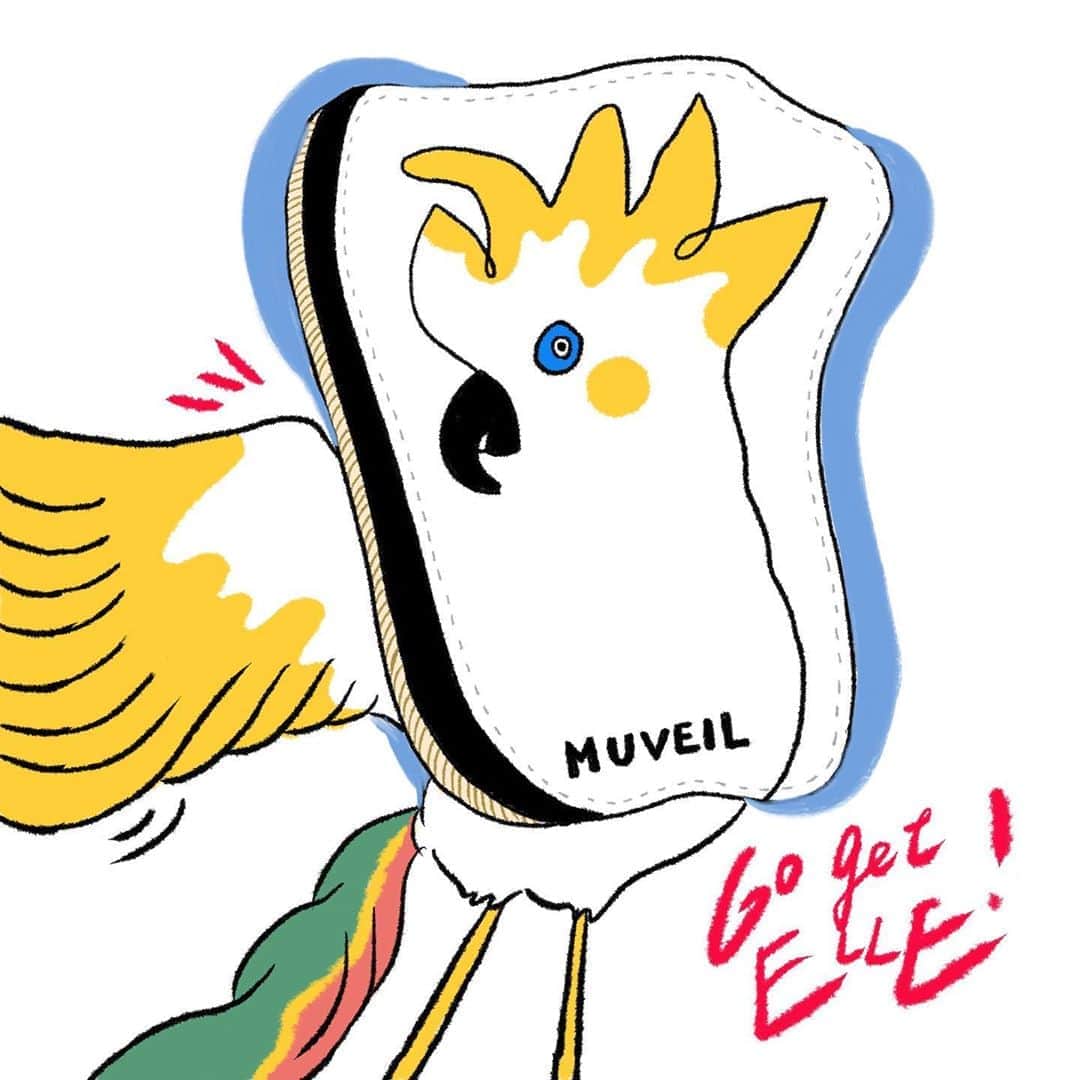 nanamyのインスタグラム：「Drawing birds always make me calm 🦜🦜🦜Got this cute pouch from @ellejapan new issue! ・ #エル4月号 #エルコバタン #コバタンポーチ #ELLEpromotion #drawing #illustration #ipaddrawing」