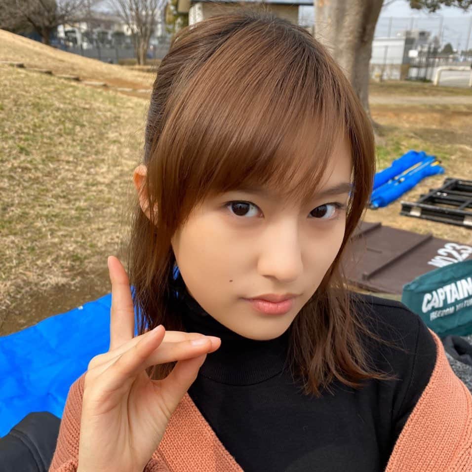 【公式】女子高生の無駄づかいのインスタグラム：「﻿ 「全力で可愛い顔して？」﻿ ﻿ ヲタの場合。﻿ ﻿ #女子高生の無駄づかい﻿ #最終回﻿ #本日よる11時15分﻿ #恒松祐里﻿ #なんか…﻿ #美しかっこいい﻿ #ヲタがかっこいいぞ﻿ #そしてこれまた﻿ #サイマジョポーズ﻿ #でも…ちょっぴり﻿ #キツネ気味🦊﻿ #コンッ」