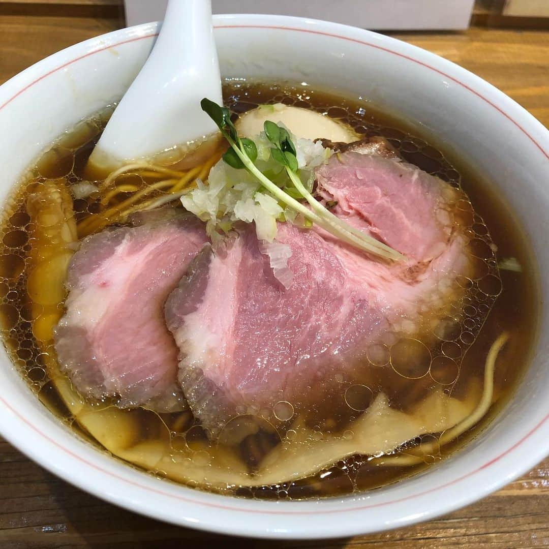 小石田純一さんのインスタグラム写真 - (小石田純一Instagram)「西荻窪でラーメン。  #西荻窪　#ラーメン #麺尊rage #軍鶏そば #特製軍鶏そば #美味しい」3月6日 16時50分 - koishida.trendy