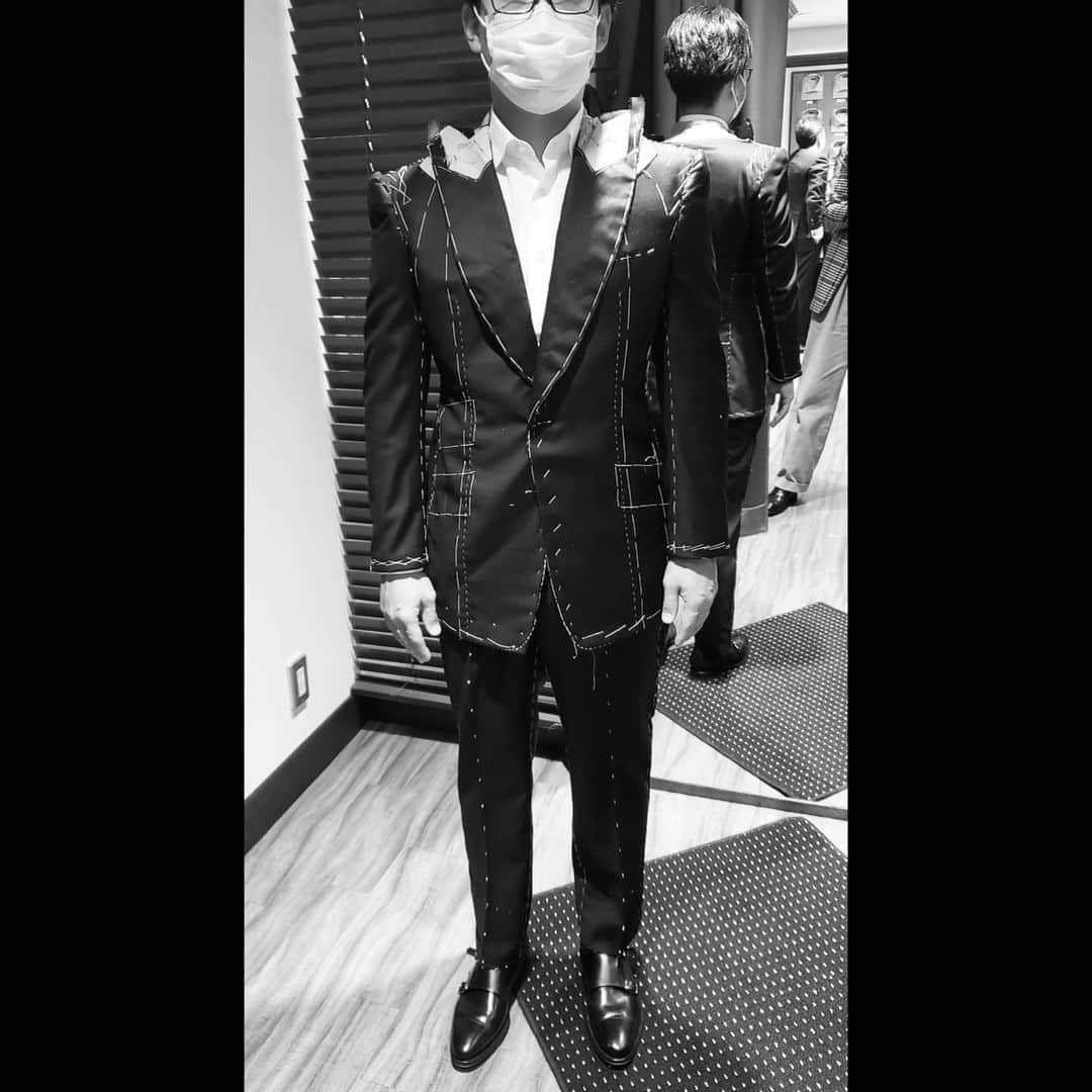 信國太志のインスタグラム：「1'st fitting」