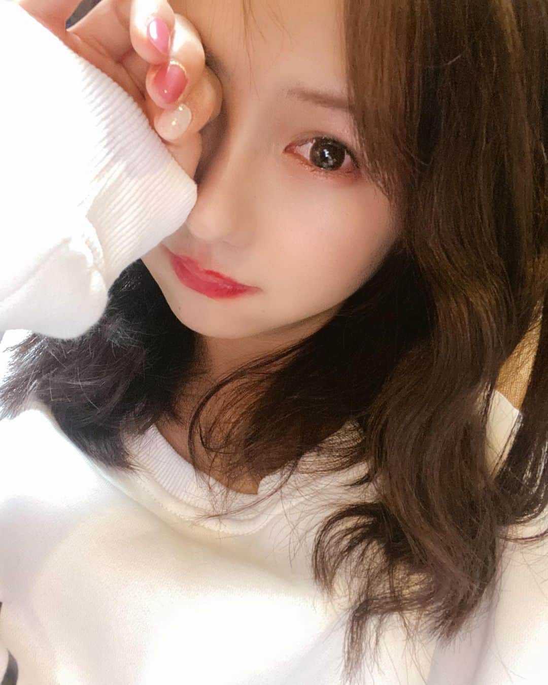 谷川愛梨のインスタグラム：「🥱 #goodnight5tore」