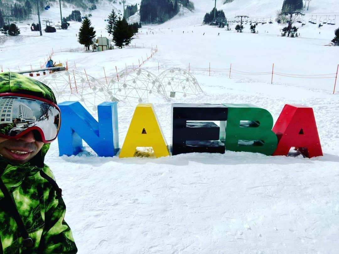 Saschaさんのインスタグラム写真 - (SaschaInstagram)「#苗場スキー場 へ！スキーはどこも空いてて広々と滑れました！アレンジしていただいた #皆川賢太郎 さんありがとうございました！ #スキー #新潟県 #苗場 #ski #naeba #snow #mountain #sascha #サッシャ」3月6日 18時15分 - sascha348