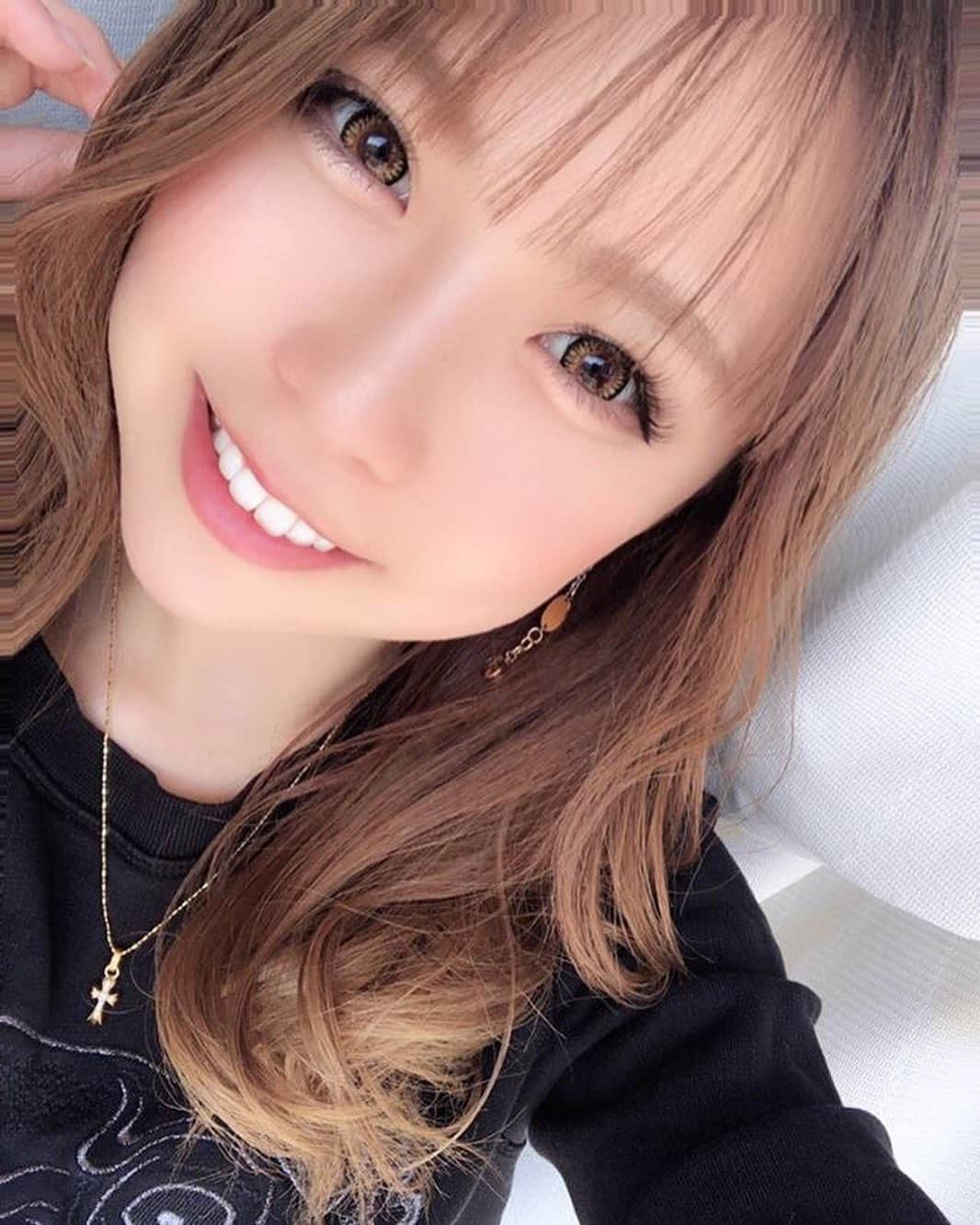 神出鬼没の【キャバ図鑑】のグルメインスタ