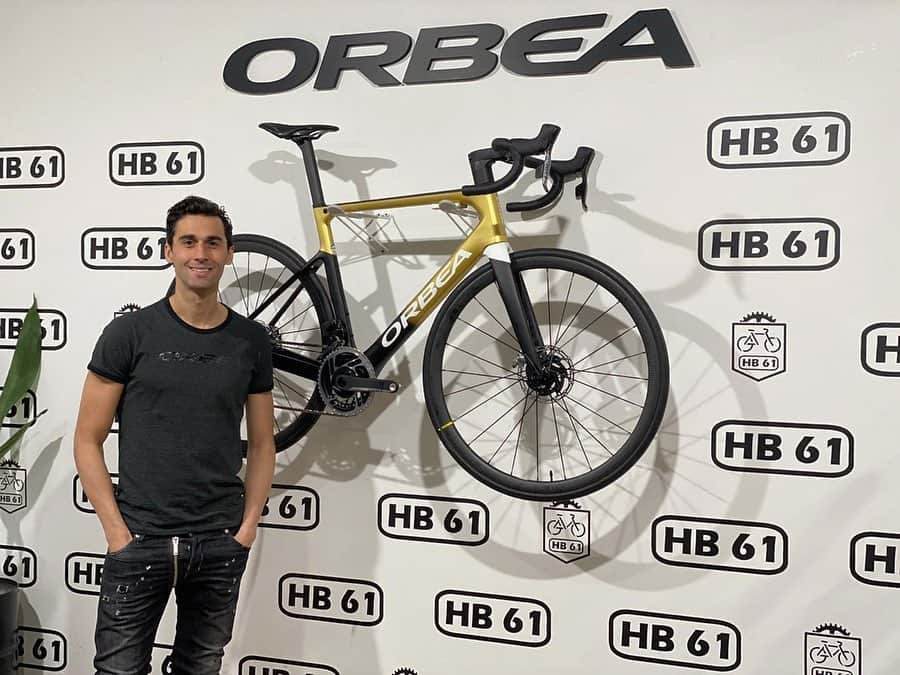 アルバロ・アルベロアさんのインスタグラム写真 - (アルバロ・アルベロアInstagram)「¡Ya tengo mi nueva Orca OMX! 🚲Diseñada y personalizada casi al milímetro desde la web de @orbeabicycles. 🔝🔝🔝🔝 Hay tantas opciones que cuesta decidirse, la verdad. 🤣🤟🏼 Ya solo me faltan los pedales y a volar! #MyOrbea #OrbeaOrcaOMX #Orbea」3月7日 4時28分 - arbeloa