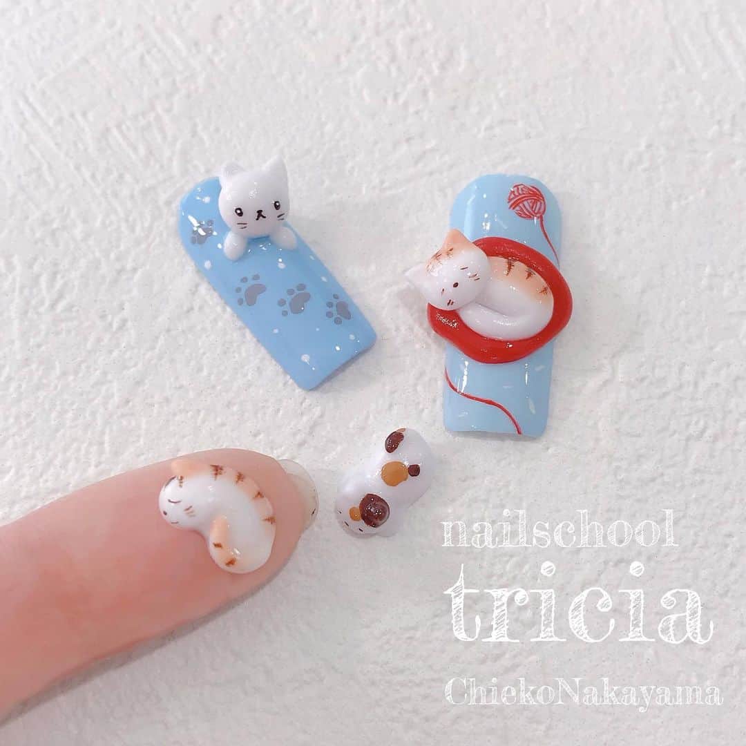なかやまちえこのインスタグラム：「nailschool tricia⠀ #ネイリスト検定1級 #猫アート ⠀ #nail #nails #nailart #ネイル #美甲 #ネイルアート  #japanesenailart #manucure #japanesenails #أظافر #네일아트 #미용 #vẽmóng #ngườiđẹp  #เพ้นท์เล็บ #искусствоногтя #artedeuñas #เพ้นท์เล็บเจล #senikuku #nagelkunst #ネイルスクール #猫ネイル ⠀ ♡受験される生徒さん応援してます📣♡」