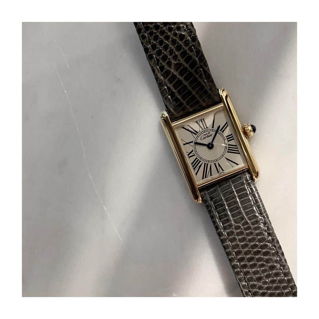 のインスタグラム：「-HIROB LUMINE新宿店-﻿ ﻿ -Vintage must de Cartier-﻿ ﻿ 入荷のご報告。﻿ マストタンクのオパランダイヤル﻿ グッドなコンディションで久しぶりの入荷💫﻿ ﻿ ・SMサイズ﻿ ・¥235,000+tax﻿ ﻿ Tel:03-5908-2680﻿ ﻿ #hirob﻿ #hirobshinjyuku﻿ #baycrews﻿ #antiquewatch﻿ #vintagewatch﻿ #cartier﻿ ﻿ #ヒロブ﻿ #ヒロブ新宿﻿ #ベイクルーズ﻿ #アンティークウォッチ﻿ #ヴィンテージウォッチ﻿ #カルティエ」