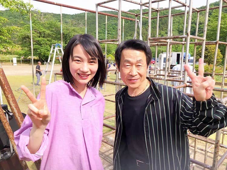 のん（能年玲奈）さんのインスタグラム写真 - (のん（能年玲奈）Instagram)「共演者の皆さまと！ #星屑の町 #大平サブロー さん #渡辺哲 さん #でんでん さん #小宮孝泰 さん #有薗芳記 さん #ラサール石井 さん #小日向星一 さん #戸田恵子 さん」3月6日 20時51分 - non_kamo_ne