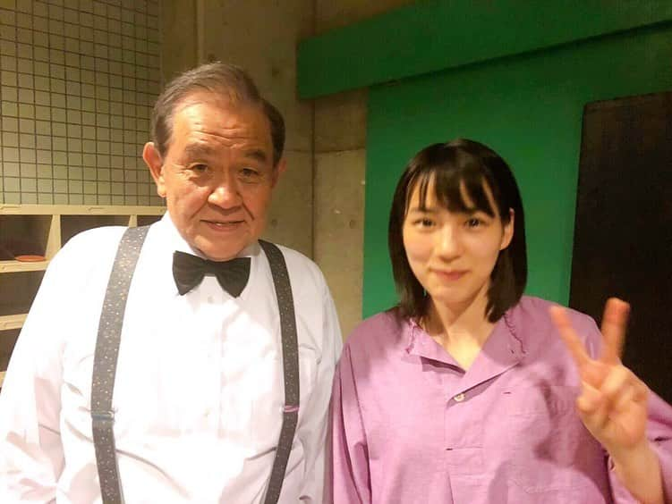 のん（能年玲奈）さんのインスタグラム写真 - (のん（能年玲奈）Instagram)「共演者の皆さまと！ #星屑の町 #大平サブロー さん #渡辺哲 さん #でんでん さん #小宮孝泰 さん #有薗芳記 さん #ラサール石井 さん #小日向星一 さん #戸田恵子 さん」3月6日 20時51分 - non_kamo_ne