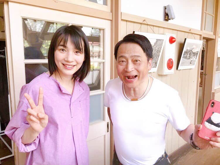 のん（能年玲奈）さんのインスタグラム写真 - (のん（能年玲奈）Instagram)「共演者の皆さまと！ #星屑の町 #大平サブロー さん #渡辺哲 さん #でんでん さん #小宮孝泰 さん #有薗芳記 さん #ラサール石井 さん #小日向星一 さん #戸田恵子 さん」3月6日 20時51分 - non_kamo_ne