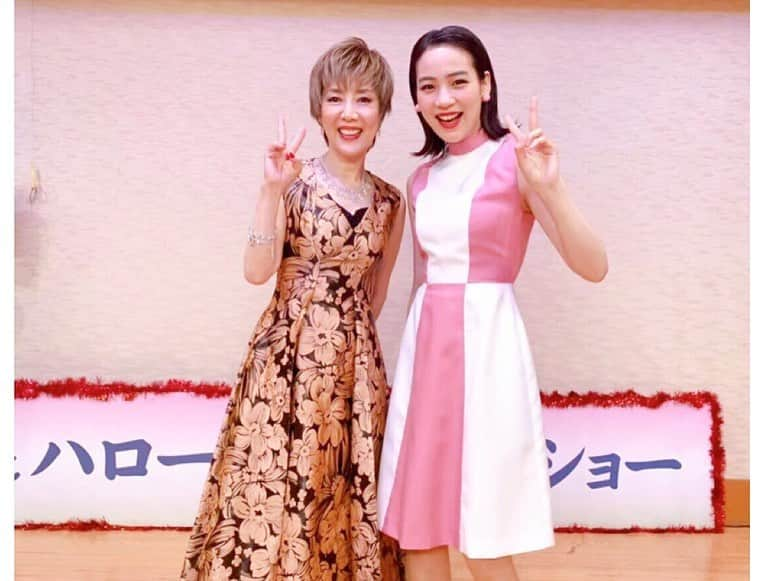 のん（能年玲奈）さんのインスタグラム写真 - (のん（能年玲奈）Instagram)「共演者の皆さまと！ #星屑の町 #大平サブロー さん #渡辺哲 さん #でんでん さん #小宮孝泰 さん #有薗芳記 さん #ラサール石井 さん #小日向星一 さん #戸田恵子 さん」3月6日 20時51分 - non_kamo_ne