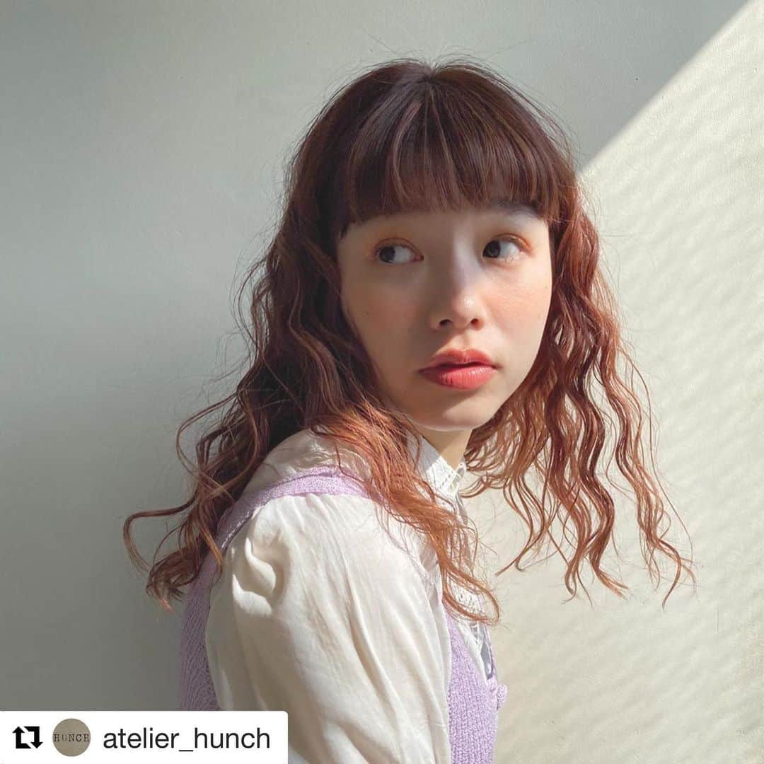 THROW 【スロウ】さんのインスタグラム写真 - (THROW 【スロウ】Instagram)「#Repost @atelier_hunch with @get_repost ・・・ styling  kataoka  #鎌倉#atelier #hunch#鎌倉美容師 #鎌倉美容室#ヘアサロン #おしゃれさんと繋がりたい  #スロウカラー  #パーマ #レンタルスペース #一坪 #ヘッドスパ#アンティーク #クルクル #ポートレート #撮影モデル #撮影モデル募集#スタッフの成長 #変化 #進化 #嬉しい#外人モデル#美容師」3月6日 21時50分 - throwcolor