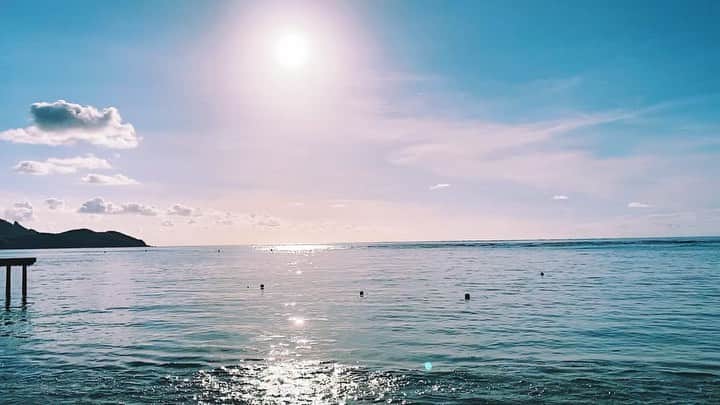 関根アヤノのインスタグラム：「Healing music🎧﻿ ﻿ 水の音って本当に落ち着く。﻿ 無理せず頑張る。が今年の目標！  皆様も無理せず。癒しのお裾分けでございます^ ^﻿」