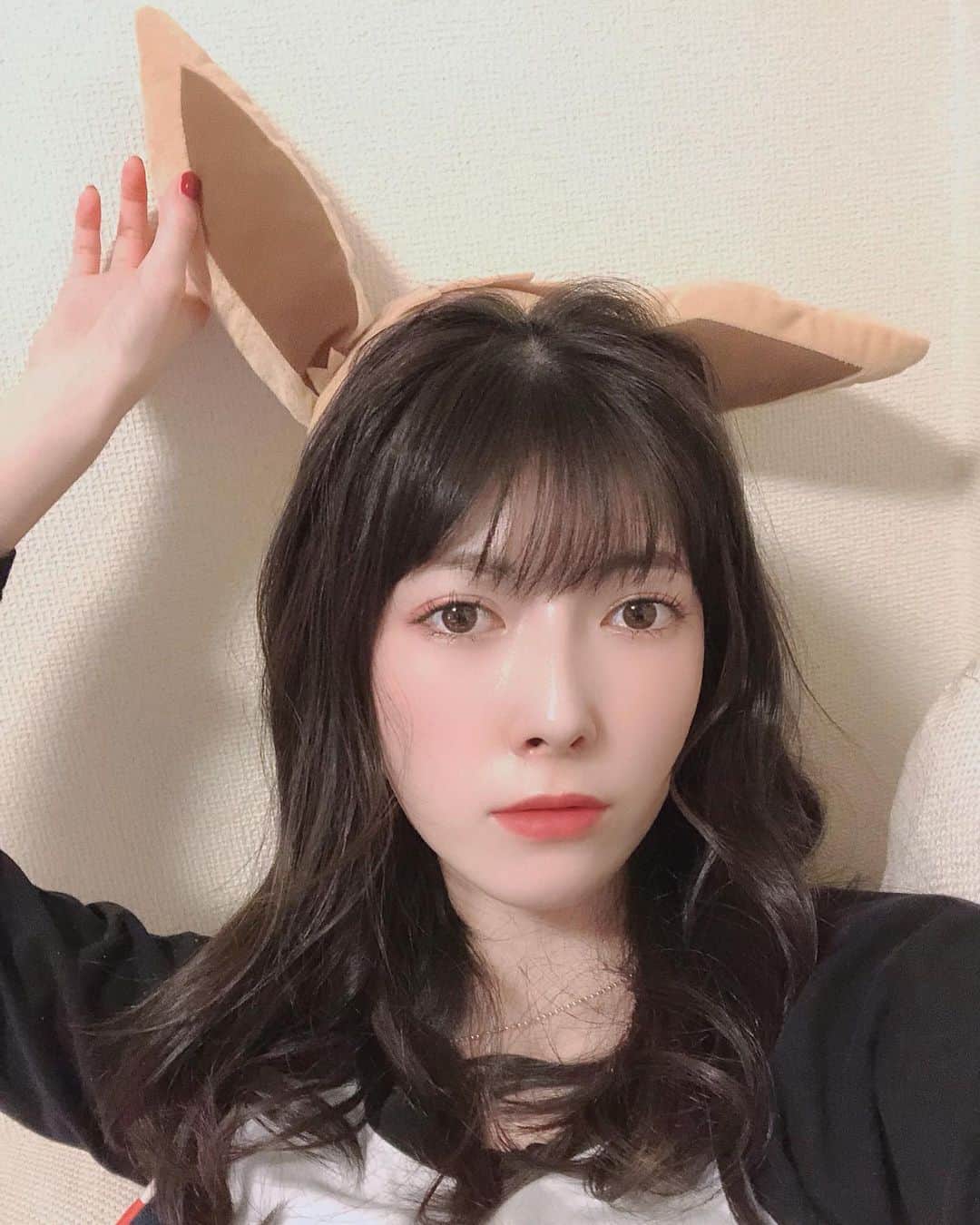 日下部美愛のインスタグラム：「ブイ？？ . . . #イーブイ #pokemon #photo #japan #model #me #hair #fashion #makeup #selfie #followme #instagood #camera #instadaily #dailylook #selfie #한국 #맞팔 #사진 #데일리 #데일리룩 #인스타사진 #인스타그램 #일본인 #패션 #패션스타그램」