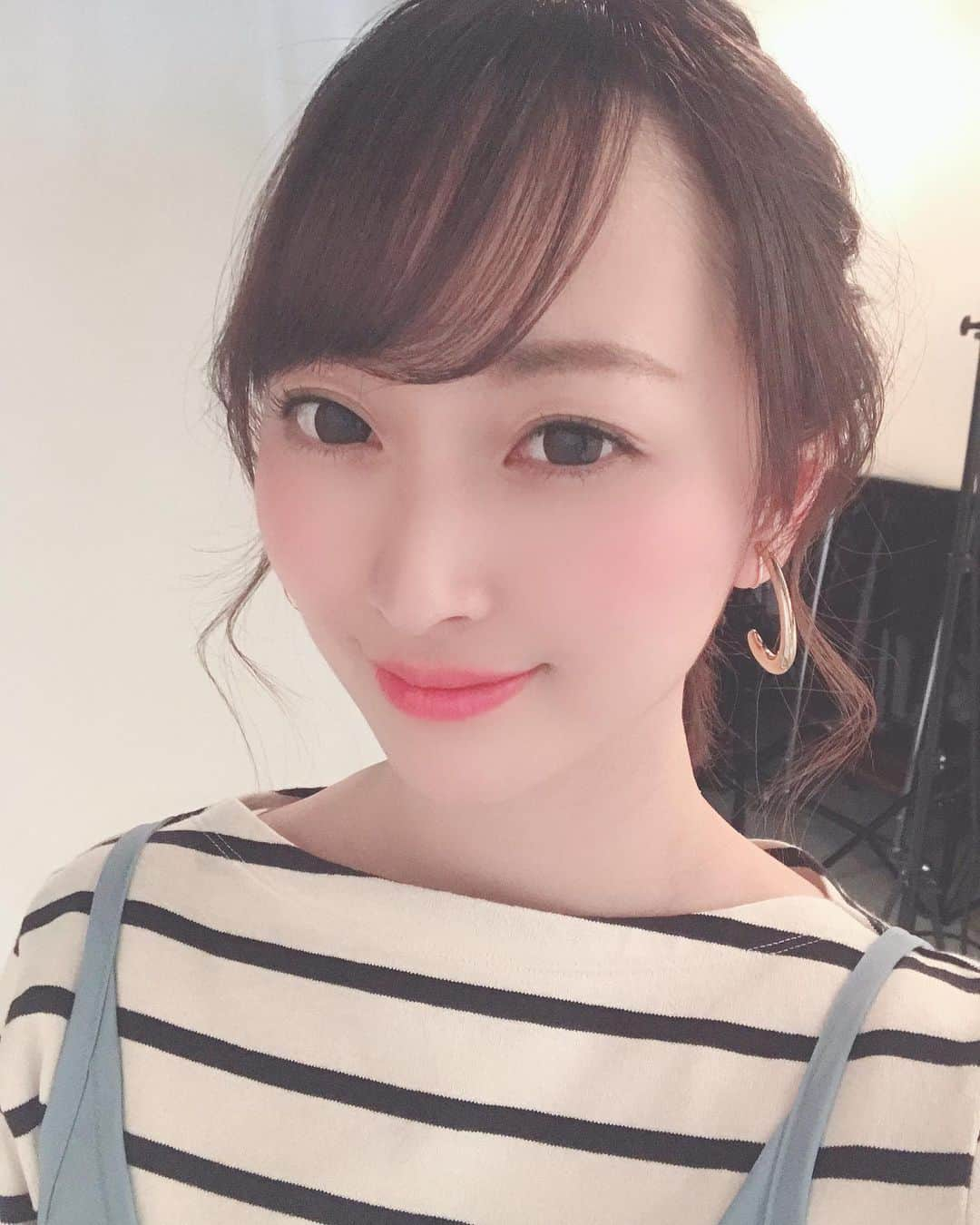 白井美帆さんのインスタグラム写真 - (白井美帆Instagram)「いつもの現場より❤︎ そろそろ春物の服を揃えたい♫」3月6日 22時21分 - shirai_miho77