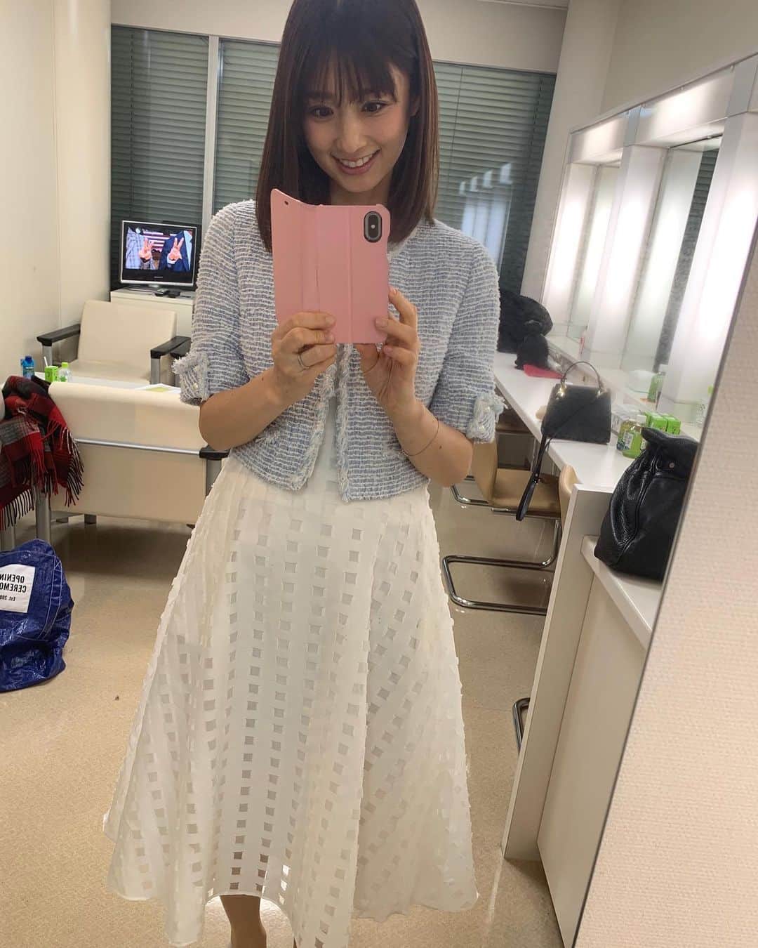 小倉優子さんのインスタグラム写真 - (小倉優子Instagram)「今日の衣装は、ルネでした🌸 仕事をしながら、当たり前の日常を送れることがどれだけ幸せなのかと ふと思いました😌✨ どんな時でも小さな幸せを感じながら過ごしたいです💕」3月6日 22時27分 - ogura_yuko_0826