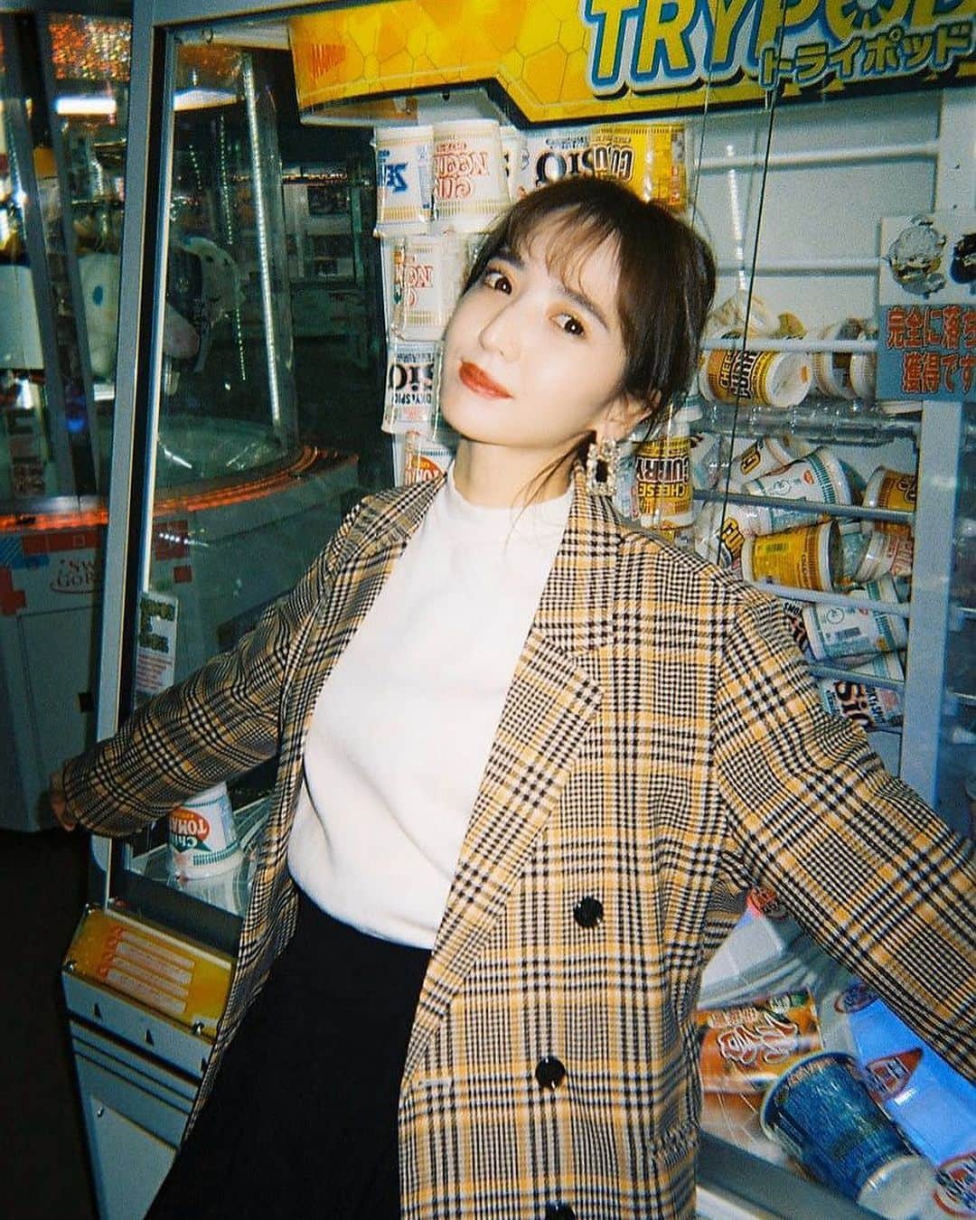 平木愛美のインスタグラム：「おやすみなさいカップヌードル🍥  #filmphotography  photo by 愛！なひと！ @aimatsumoto_45」