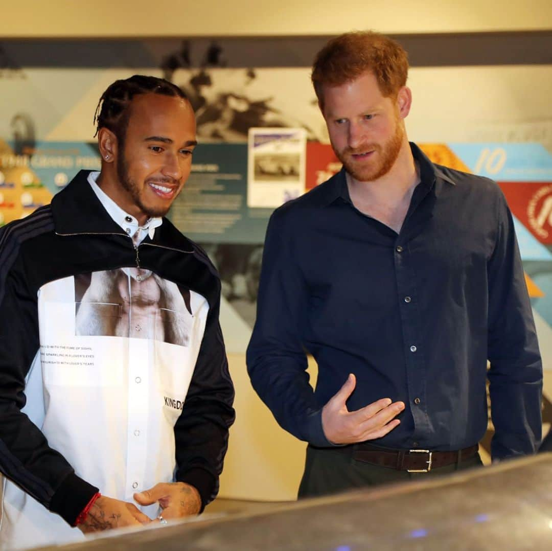 ルイス・ハミルトンさんのインスタグラム写真 - (ルイス・ハミルトンInstagram)「Today, Prince Harry and I opened the Silverstone Experience Centre. Their mission is to inspire the next generation of kids, in engineering, marshals, mechanics. A great place showcasing the incredible british motorsport heritage. This is something I am really passionate about, helping the next generation. It was an honour to do this today and help support this exhibition.」3月7日 2時03分 - lewishamilton